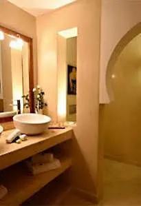Riad Pourpre